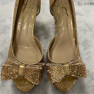 J. Renee Peep Toe Formal Wedge Sz: 5.5